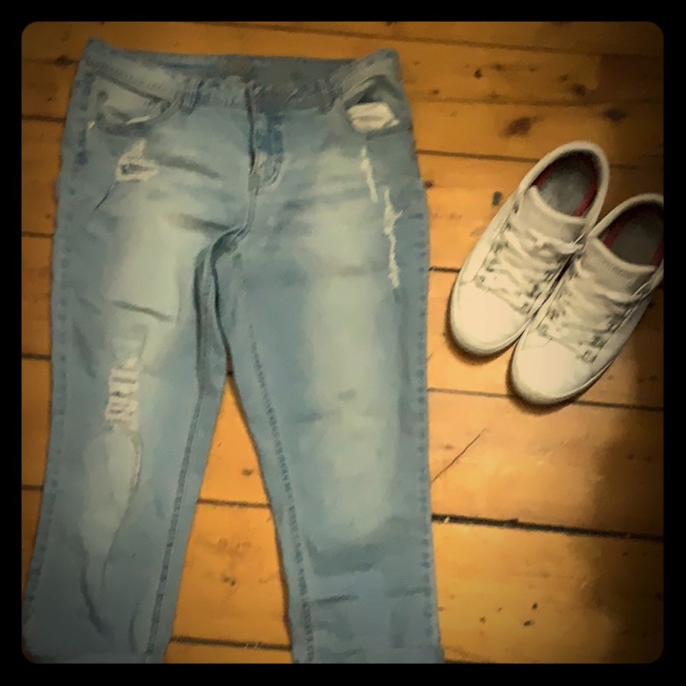 Justice cropped distressed 14